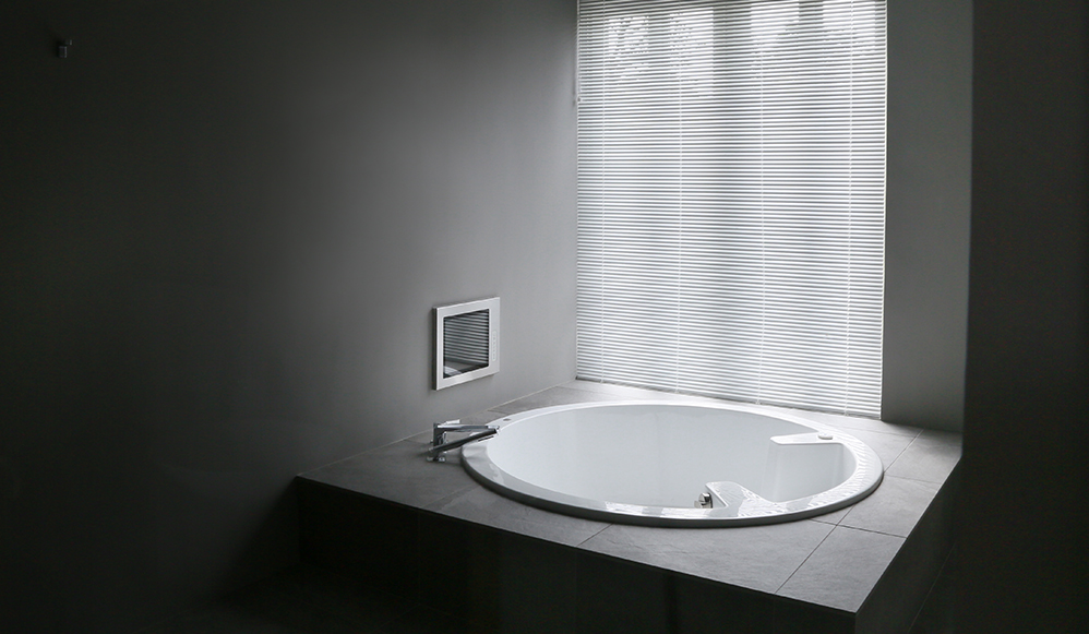 BATH ROOM