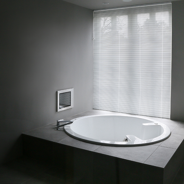 BATH ROOM